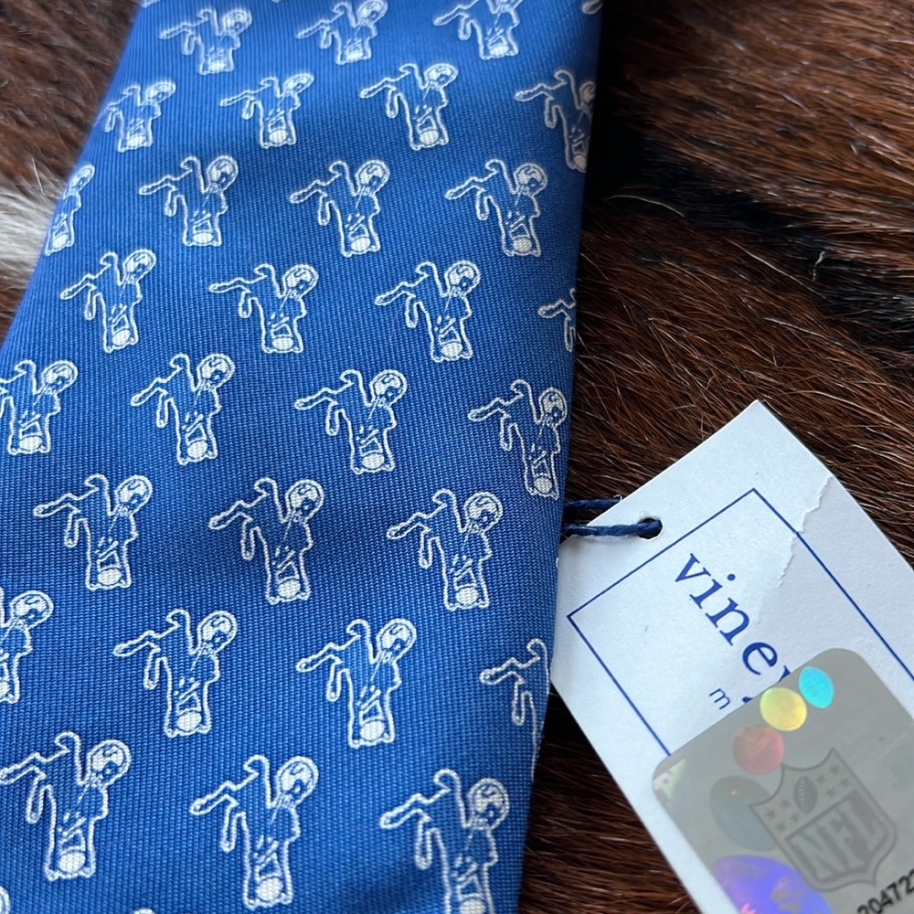 Vineyard Vines Custom Collection Baltimore Colts NFL Football Silk USA Neck Tie